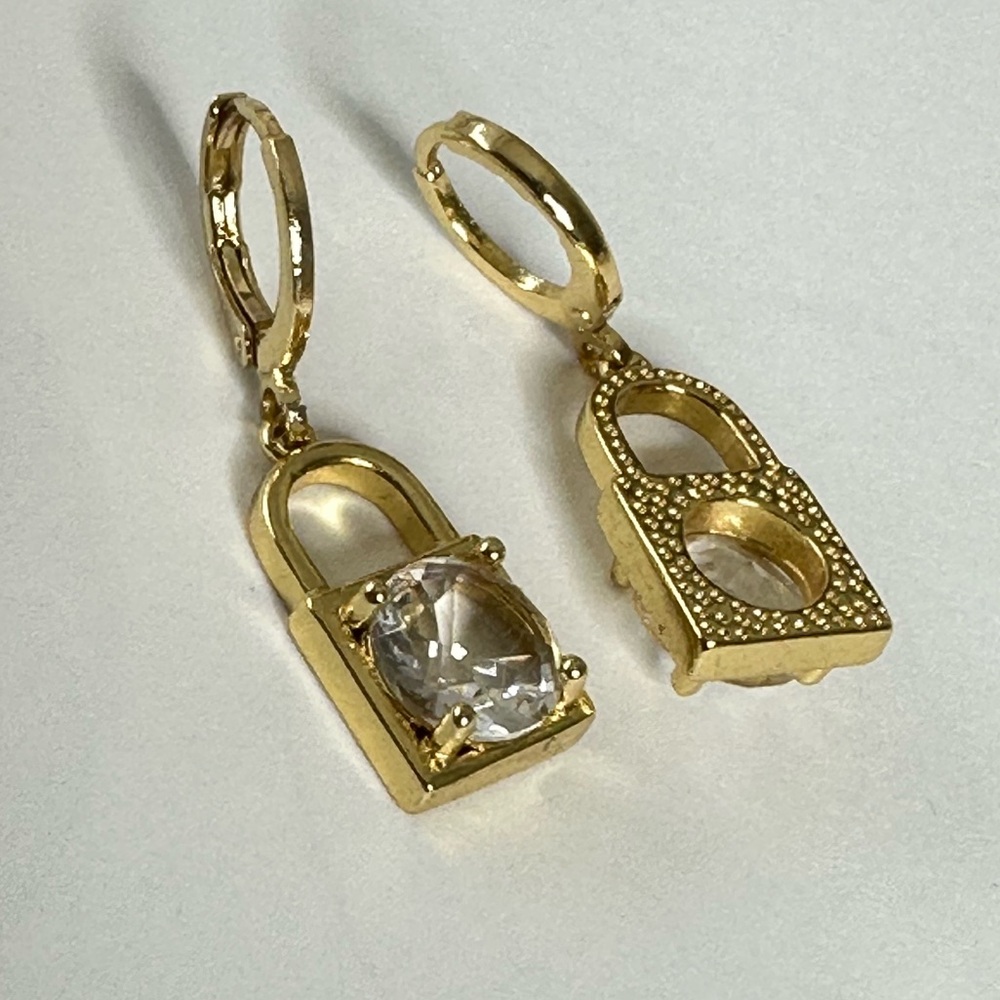 Candado Earrings with Crystal Accents